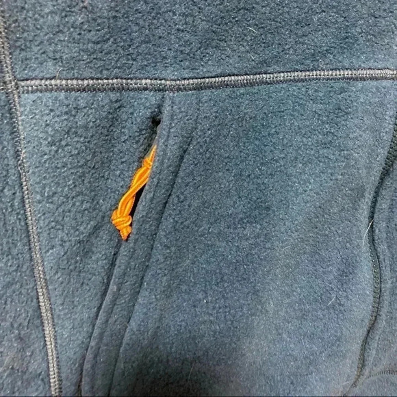 L.L. Bean  blue teal fleece vest medium tall - Picture 5 of 7